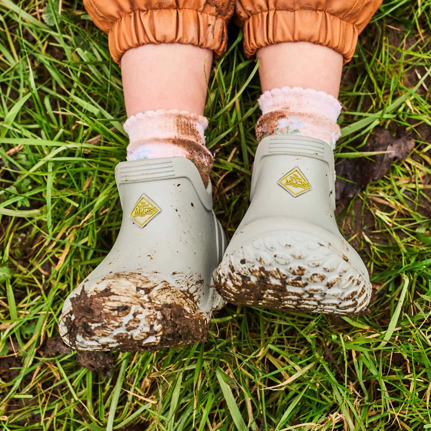 Kids' Mini Muck Ankle Boots - Image 2